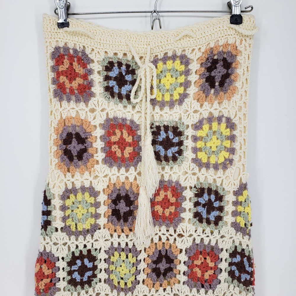 POL Crochet Square Knit Maxi Skirt Size L Tassel Fringe Boho Grandma Core Cream - Picture 6 of 11